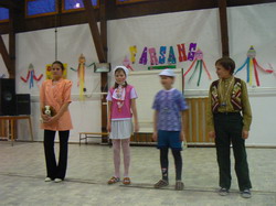Fels�s farsangi mulats�g