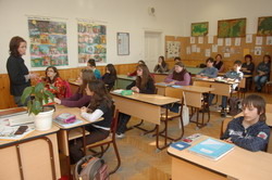 Ny�lt nap iskol�nkban