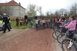 Ker�kp�ros oktat�s