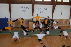 Tornabemutat�
