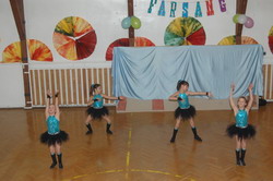 Fels�s farsang